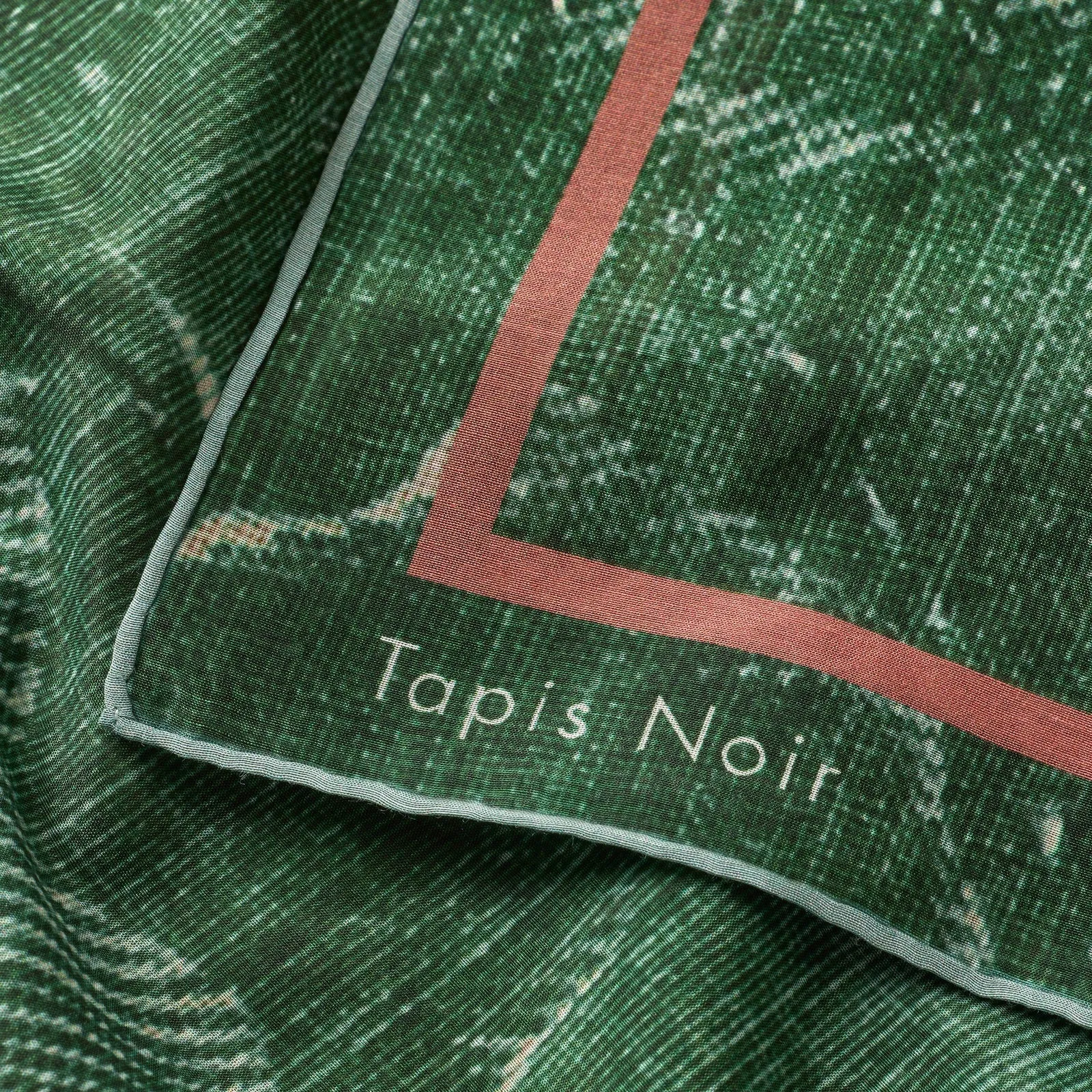 Tapis Noir Light Green Toile Scarf